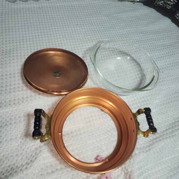 VINTAGE EUC COPPERCRAFT GUILD CASSAROLE DISH WITH PYREX DISH WITH COPPER LID - Picture 6 of 6